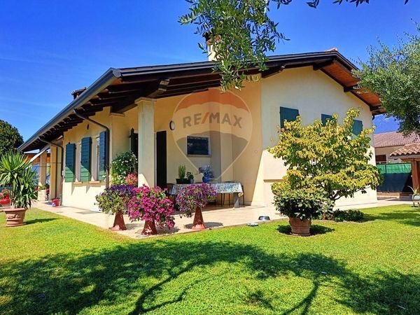 Villa singola San Zenone degli Ezzelini, TV Vendita