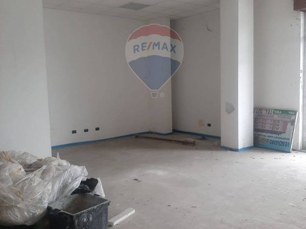 Negozio Pero, MI Affitto - Foto 4