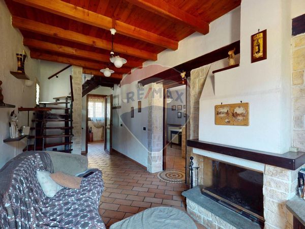 Porzione di villa San Pietro, Masone, GE Vendita