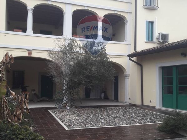 Casa Indipendente Esenta, Lonato del Garda, BS Vendita