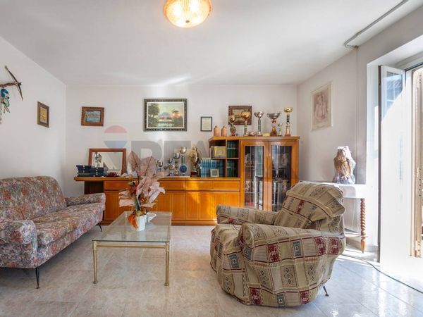 Porzione di casa Villamagna, CH Vendita