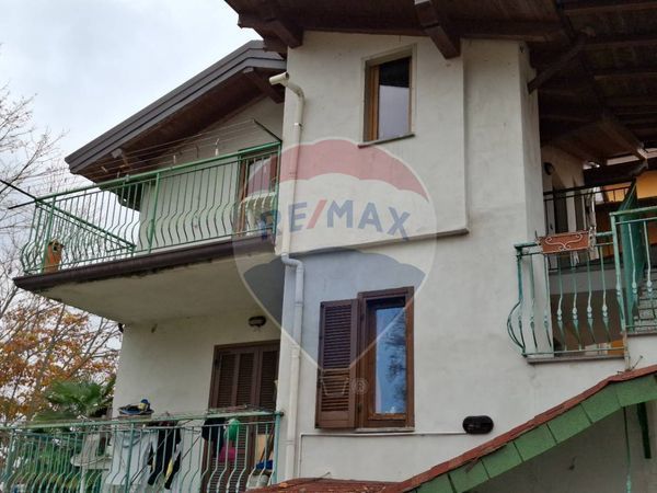 Casa Indipendente Ispra, VA Vendita