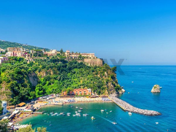 Appartamento Vico Equense (Capoluogo), Vico Equense, NA Vendita