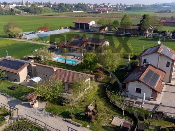 Agriturismo Fossano, CN Vendita