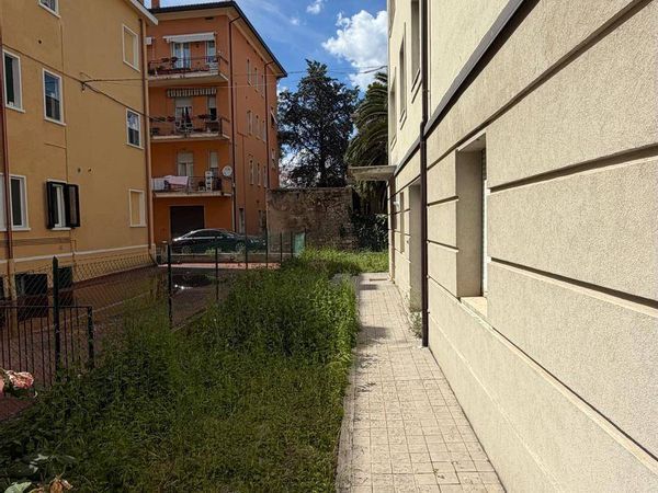 Casa Indipendente Zona Viale Roma, Foligno, PG Vendita - Foto 2