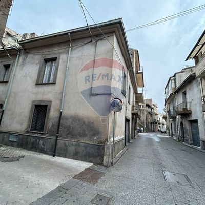 Casa Indipendente Randazzo, CT Vendita