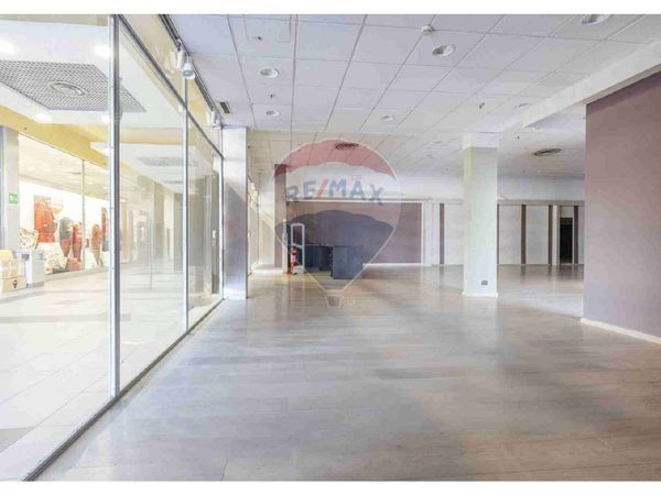 Locale Commerciale Tradate, VA Affitto - Foto 4