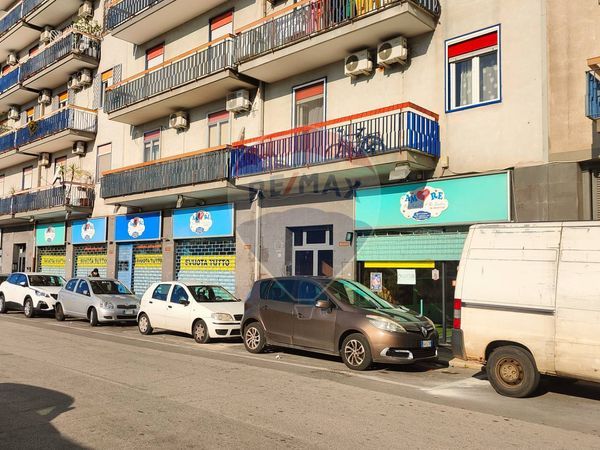 Negozio Libertà, Bari, BA Affitto