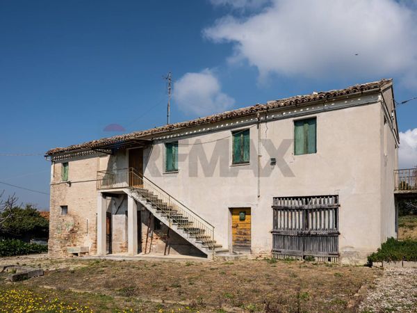 Rustico Recanati, MC Vendita