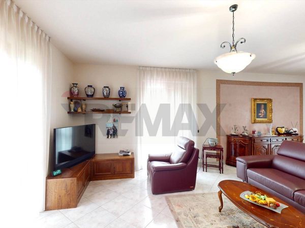 Villa singola Caronno Pertusella, VA Vendita - Foto 3