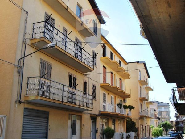 Casa Semindipendente Favara, AG Vendita