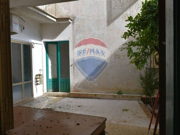 Casa Indipendente Monterosso Almo, RG Vendita