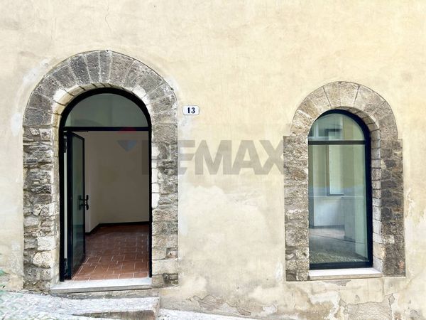 Locale Commerciale Centro, Spoleto, PG Affitto - Foto 3