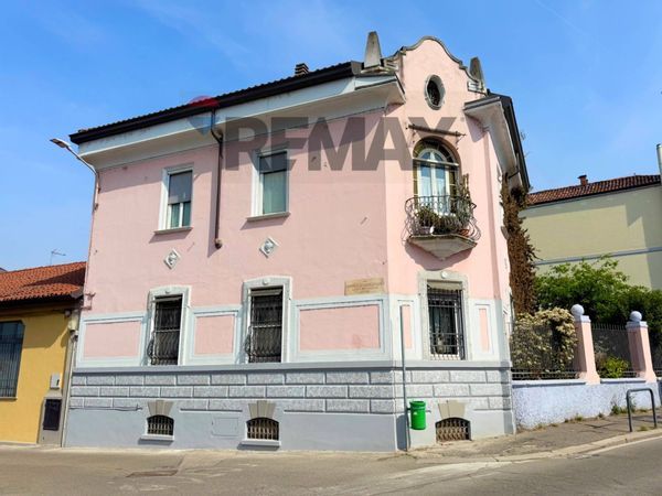 Porzione di villa Ticinello - Stazione, Pavia, PV Vendita