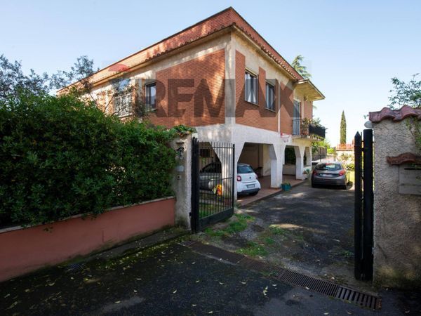 Villa singola Castelnuovo di Porto, RM Vendita
