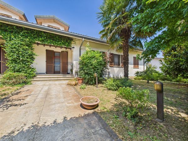 Villa singola San Genesio ed Uniti, PV Vendita