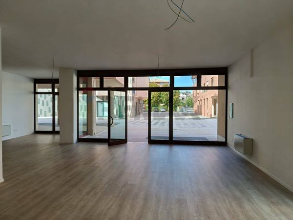 Locale Commerciale Castelbellino Stazione, Castelbellino, AN Affitto - Foto 3