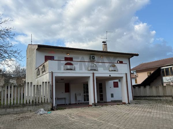 Casa Indipendente Farindola, PE Vendita - Foto 3