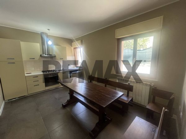 Appartamento Zona Viale Firenze, Foligno, PG Affitto - Foto 2