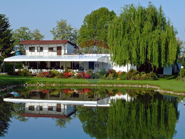 Ristorante Zona Veveri, Novara, NO Vendita