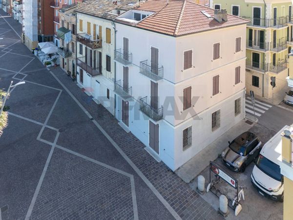 Casa Indipendente Quartiere Centro - Castelnuovo - San Marino, Porto Recanati, MC Vendita