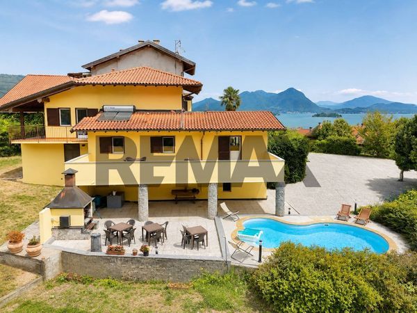 Porzione di casa Oltrefiume, Baveno, VB Vendita