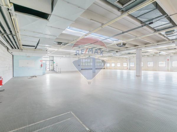 Locale Commerciale Cinque Ponti, Busto Arsizio, VA Vendita - Foto 3