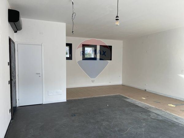 Negozio Castelfranco Veneto, TV Affitto - Foto 2