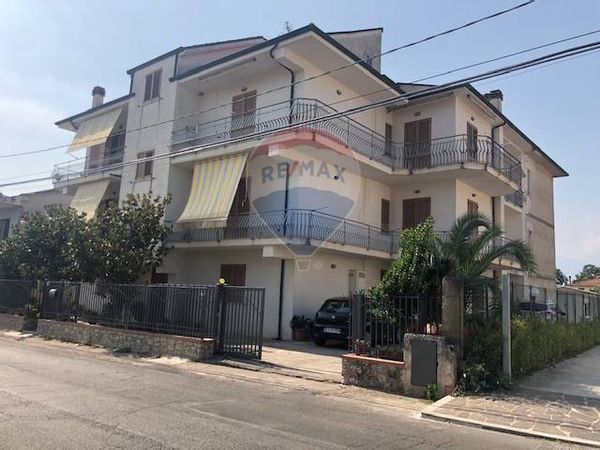 Appartamento Grunuovo, Santi Cosma e Damiano, LT Vendita