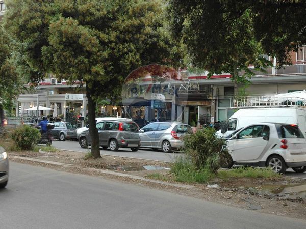 Locale Commerciale Colli Portuensi, Roma, RM Vendita - Foto 2
