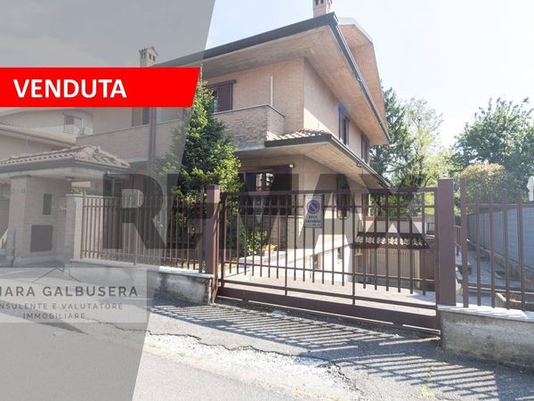 Villa o villino Desio, MB Vendita