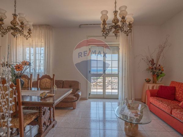 Appartamento Melilli, SR Vendita