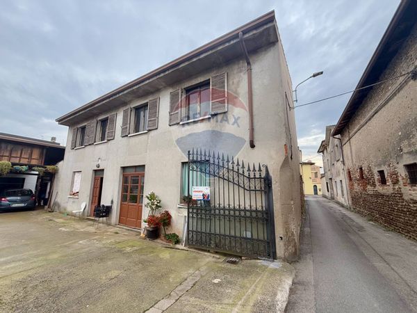 Rustico Medole, MN Vendita