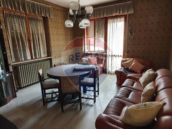 Casa Indipendente Faetano, SM Vendita