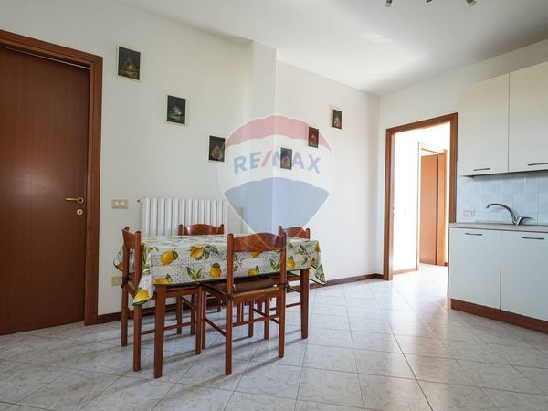 Appartamento Trezzano Rosa, MI Vendita