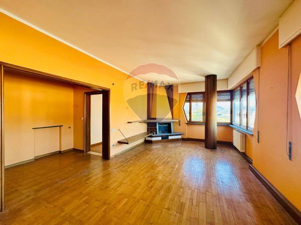 Appartamento Centro, Cairo Montenotte, SV Vendita