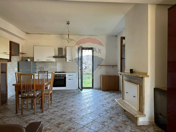 Nuove costruzioni Montaquila, IS Vendita