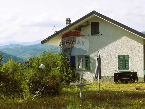 Casa Semindipendente Valletti, Varese Ligure, SP Vendita