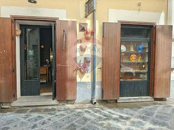 Locale Commerciale Metropolitano, Nocera Inferiore, SA Affitto