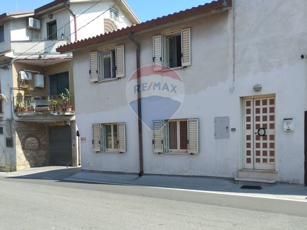 Casa Semindipendente Cappelle sul Tavo, PE Vendita - Foto 2