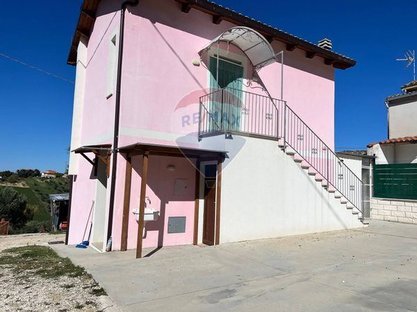 Casa Indipendente Bucchianico, CH Vendita