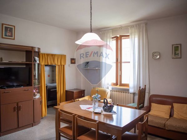 Casa Semindipendente Trecastelli, AN Vendita