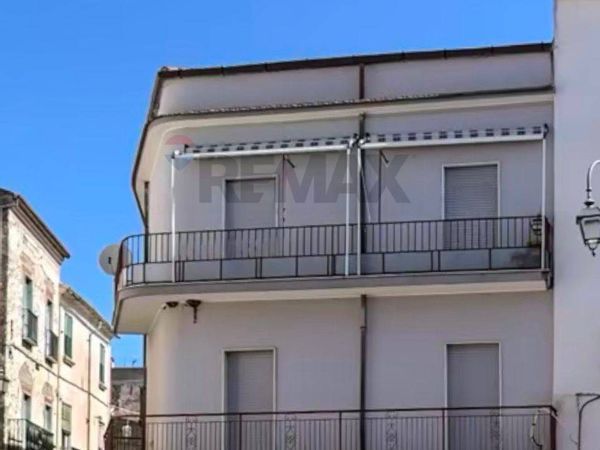 Appartamento Carinola, CE Vendita