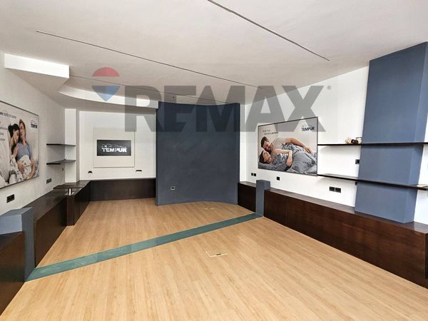 Locale Commerciale Lucera, FG Vendita