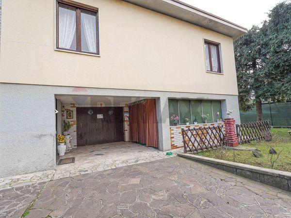 Villa singola Dalmine, BG Vendita