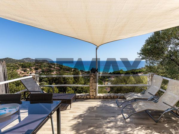 Villa a schiera Zona Kal'e Moru, Quartu Sant'Elena, CA Vendita