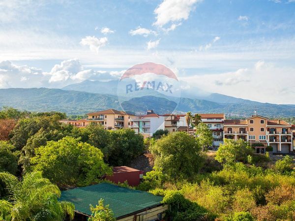 Appartamento Cosentini, Santa Venerina, CT Vendita