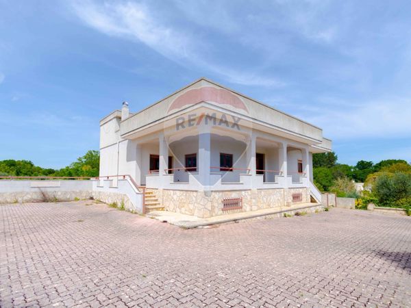 Villa singola Locorotondo, BA Vendita