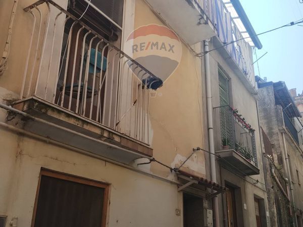 Casa Indipendente Randazzo, CT Vendita