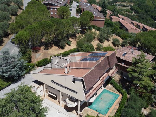 Porzione di villa Ferro di Cavallo, Perugia, PG Vendita